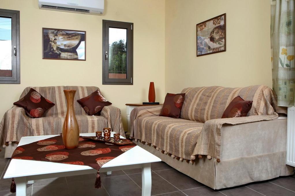 Provenzo And Meliti Villas Lourdata  Exteriér fotografie