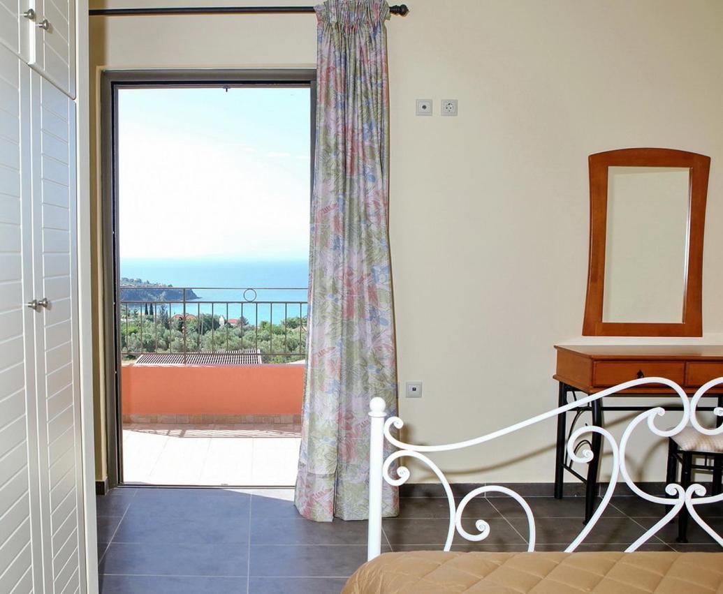 Provenzo And Meliti Villas Lourdata  Exteriér fotografie